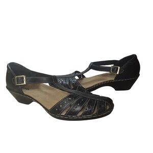 Clarks Sandals Womens Size 9.5 Black Leather Fisherman Wedge Buckle Comfort